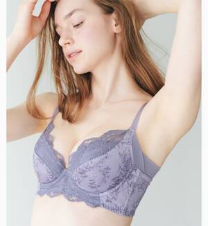 Side to Cup Satin Smoothing Bra