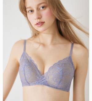 Wide Side Natural Bust Shape Non-wire Bra